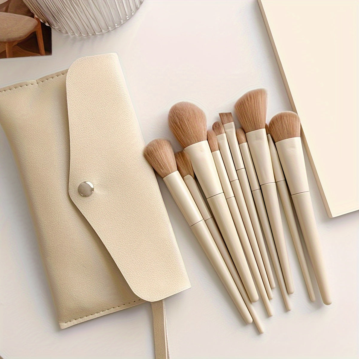 Luxe Beige 10-Piece Makeup Brush Set with Leather Case