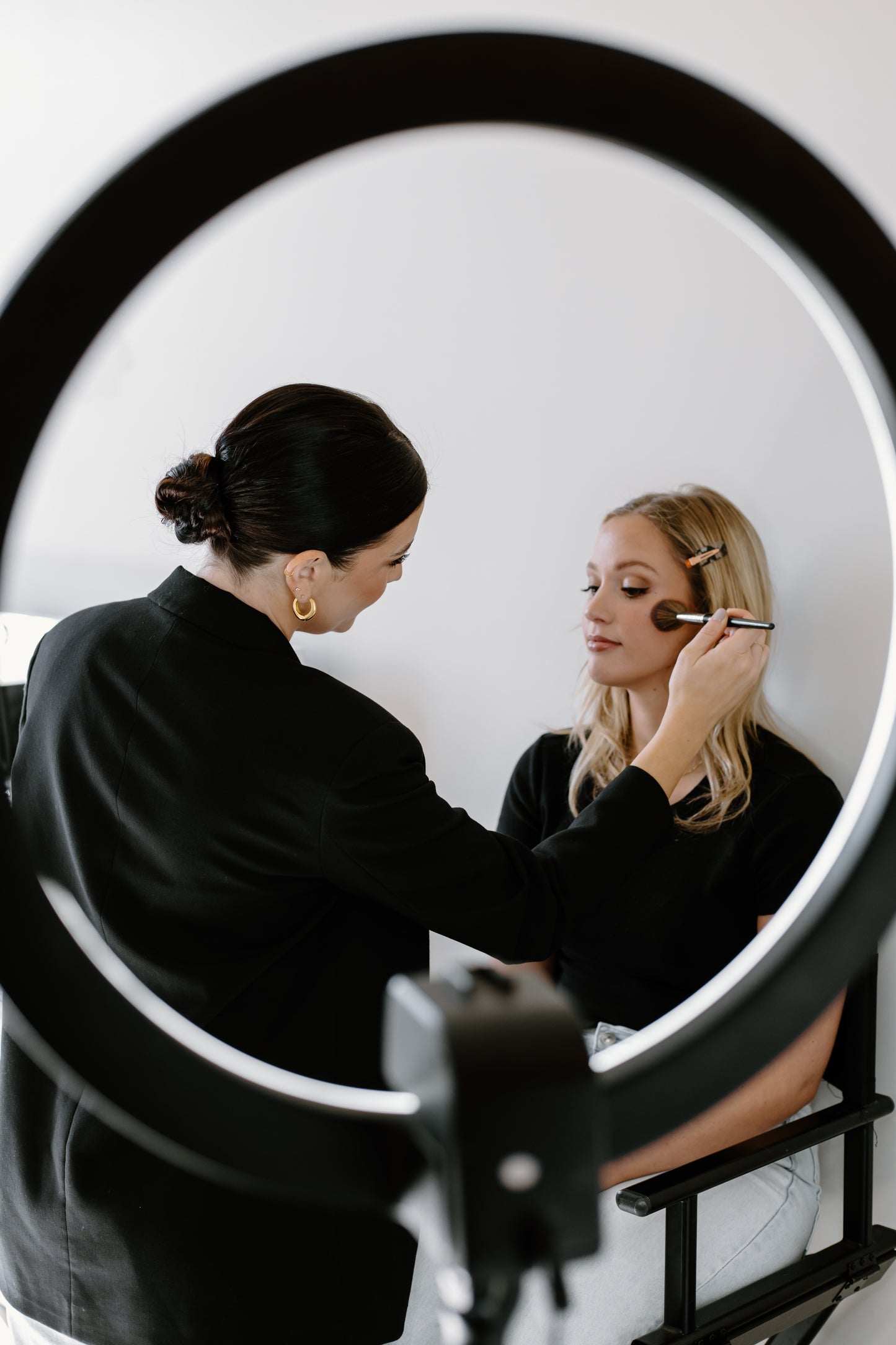 MAKEUP APPLICATION