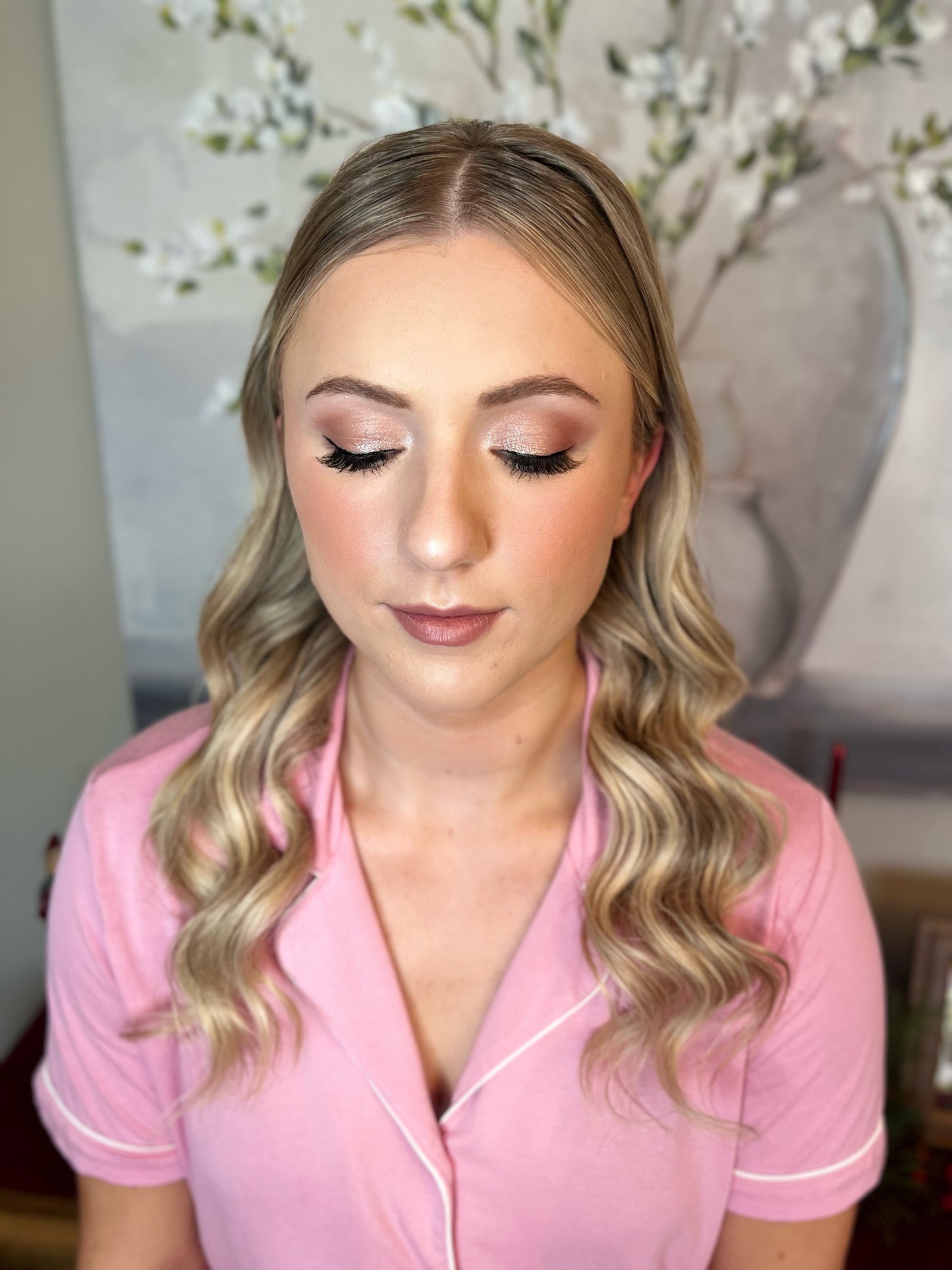 MAKEUP APPLICATION