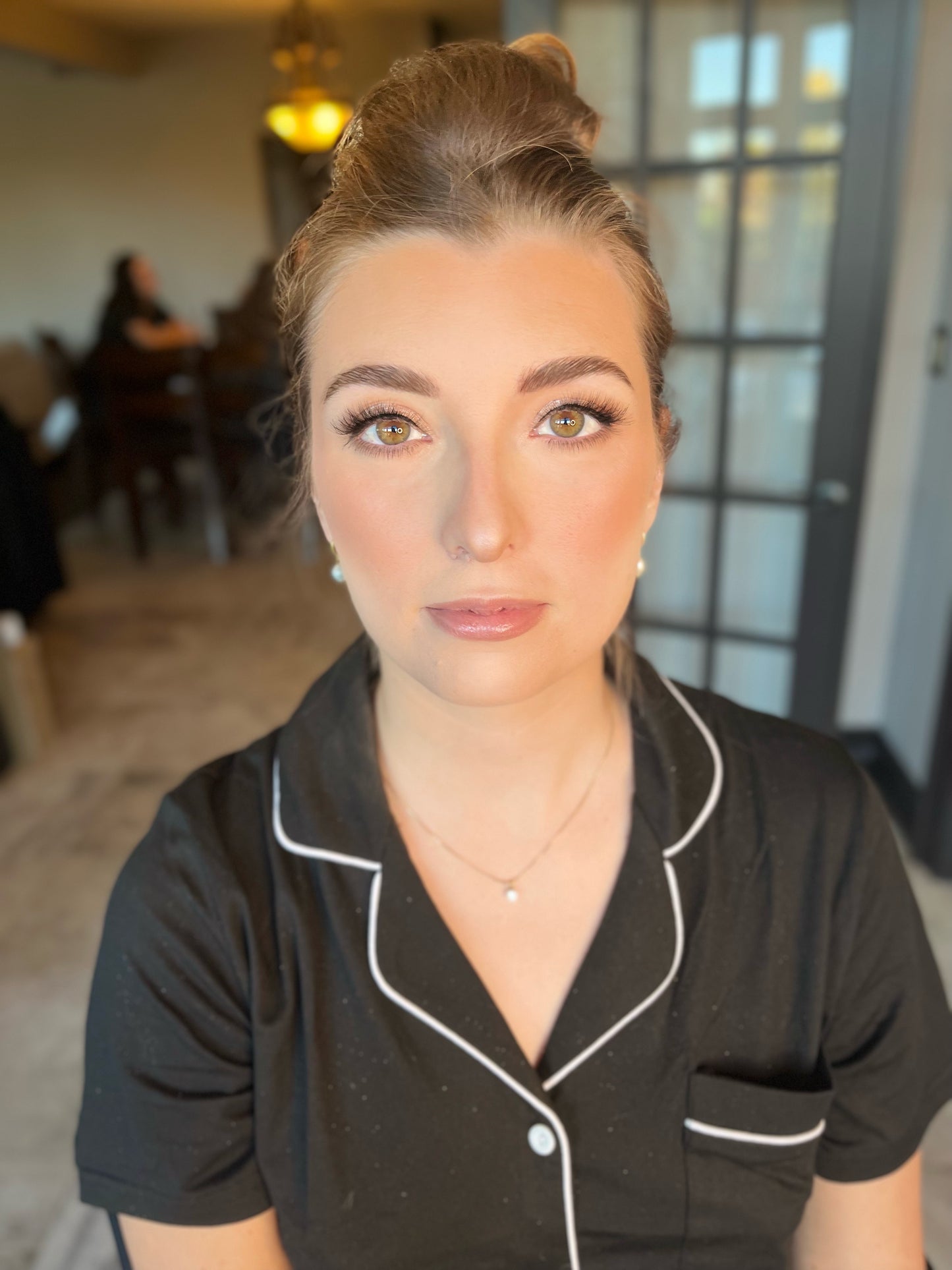 MAKEUP APPLICATION