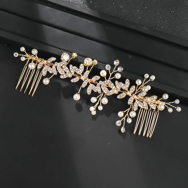 Opulent Pearl Vine Hair Comb